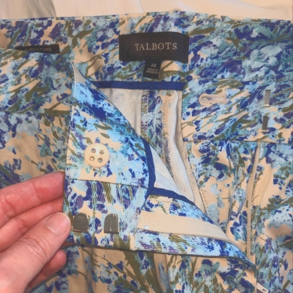NWOT Talbots Capris Pants Silky Soft - Picture 2 of 11
